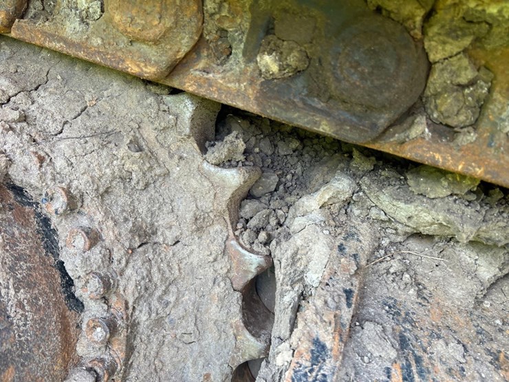 2019-caterpillar-336-image-8