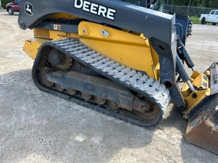 deere-331g-image-34