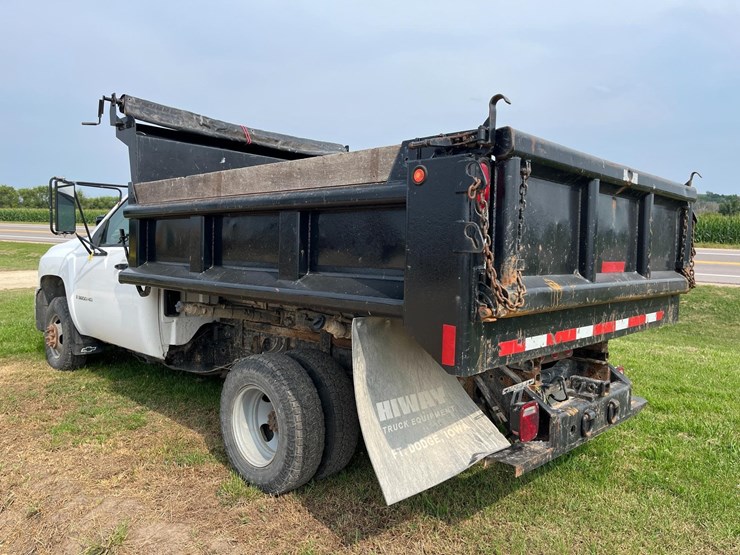 2007-chevrolet-3500-image-4