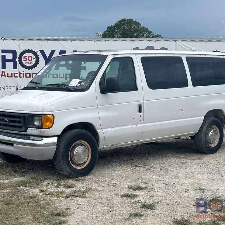 2005 FORD CARGO