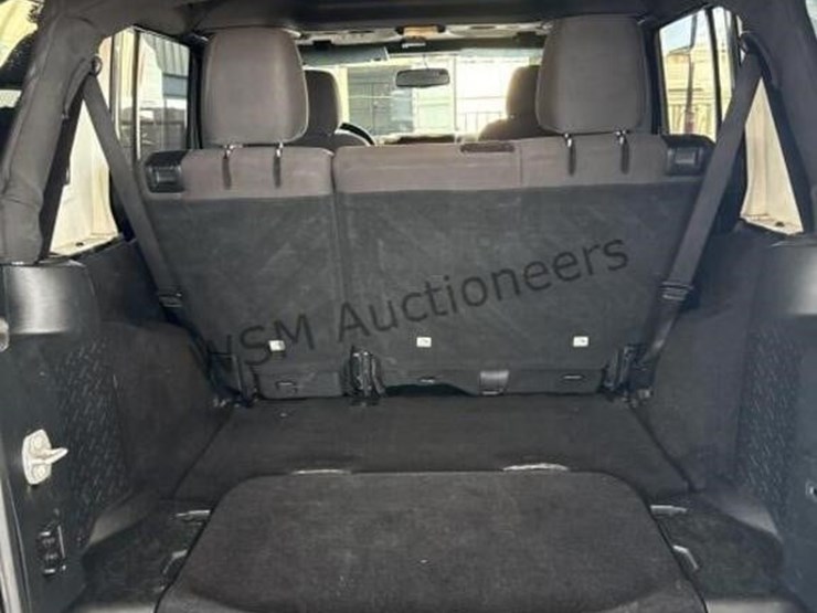 2017-jeep-wrangler-image-9