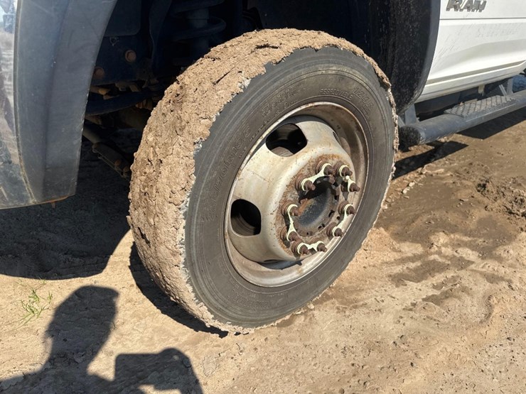 2019-dodge-ram-5500-image-10