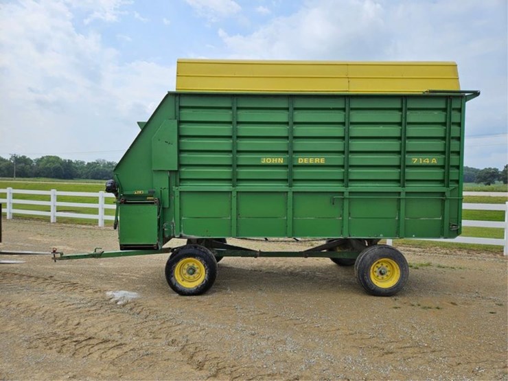 john-deere-714a-image-2