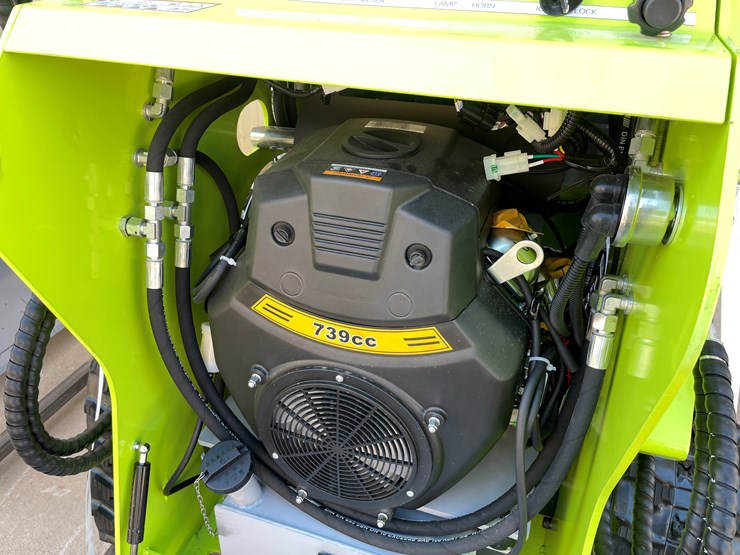 #4602-•-landhero-mini-skid-steer-loader-image-19