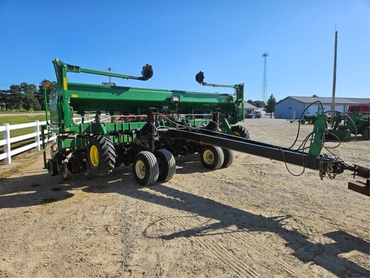 john-deere-1530-image-8