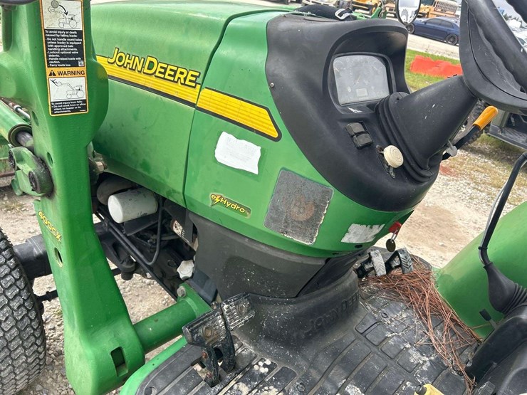 john-deere-4520-image-12