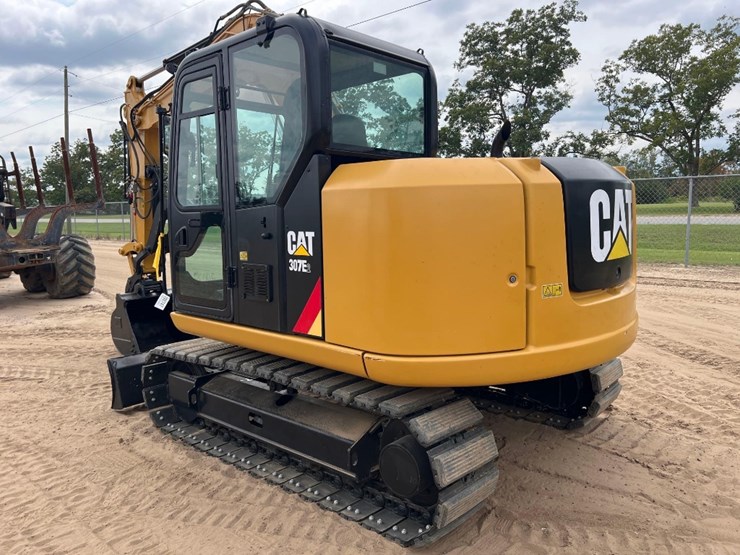 2017-caterpillar-307e2-image-6