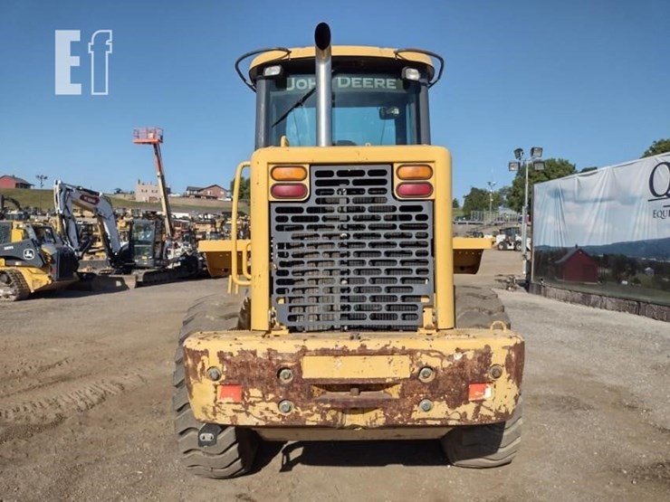 2003-deere-444h-image-4