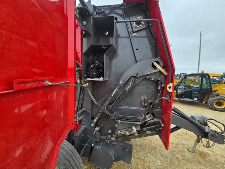 massey-ferguson-1745-image-19