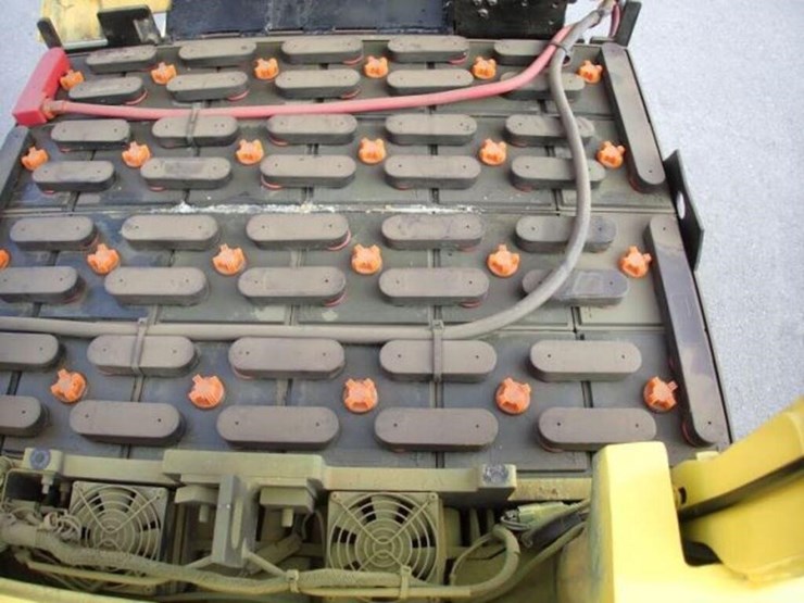 2023-hyster-e45z-image-37