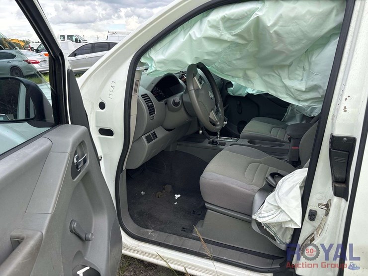 2019-nissan-frontier-image-8