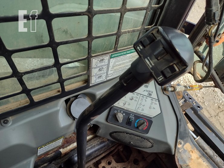 2014-bobcat-t590-image-11