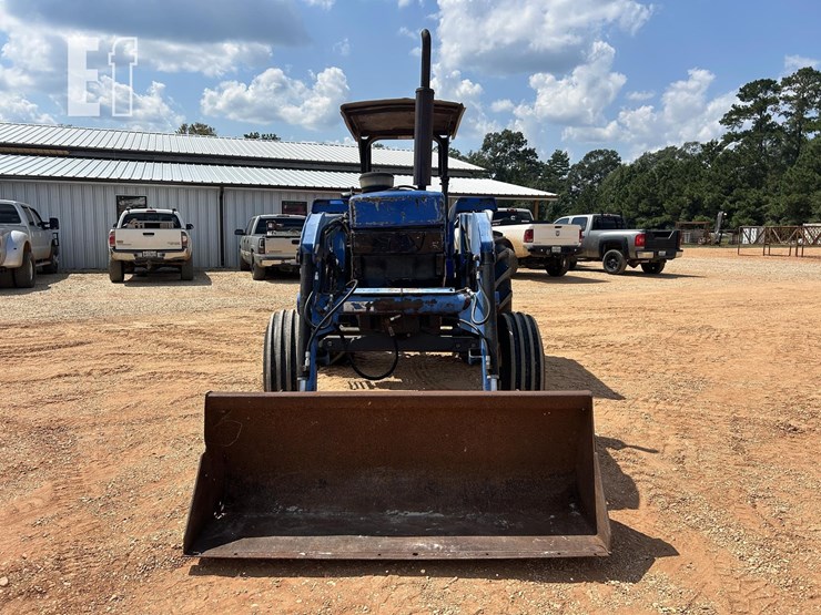 new-holland-6640-image-8