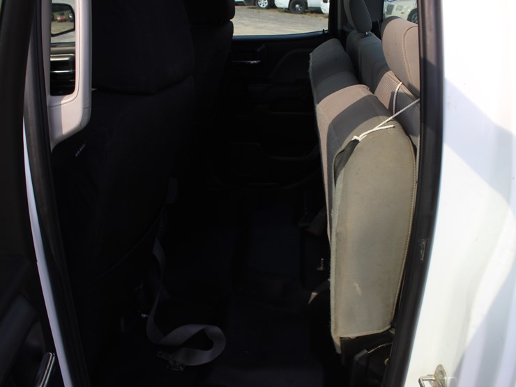 2015-chevrolet-2500-image-6