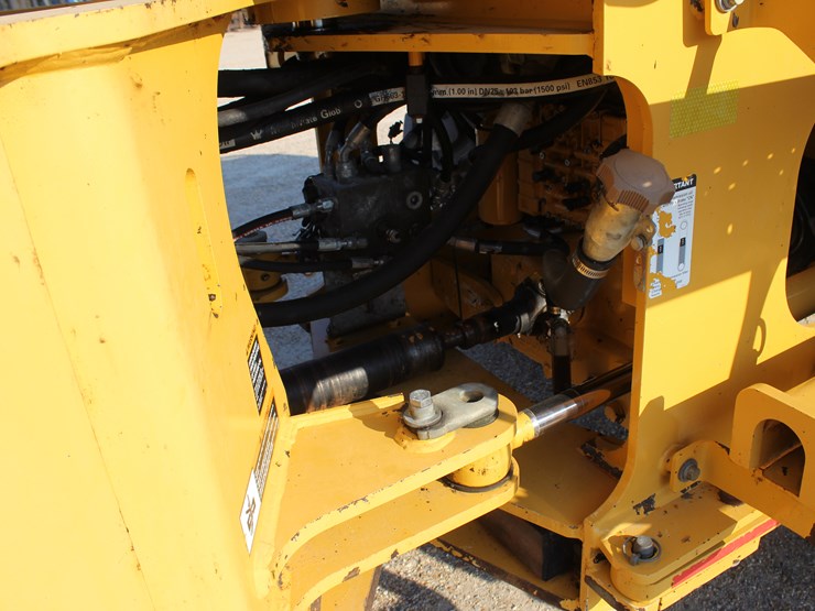2015-deere-544k-image-12