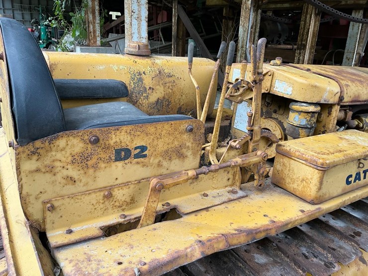 caterpillar-d2-image-34