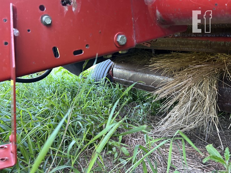 new-holland-688-image-13