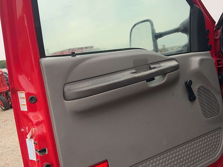 ford-f450-xl-image-28