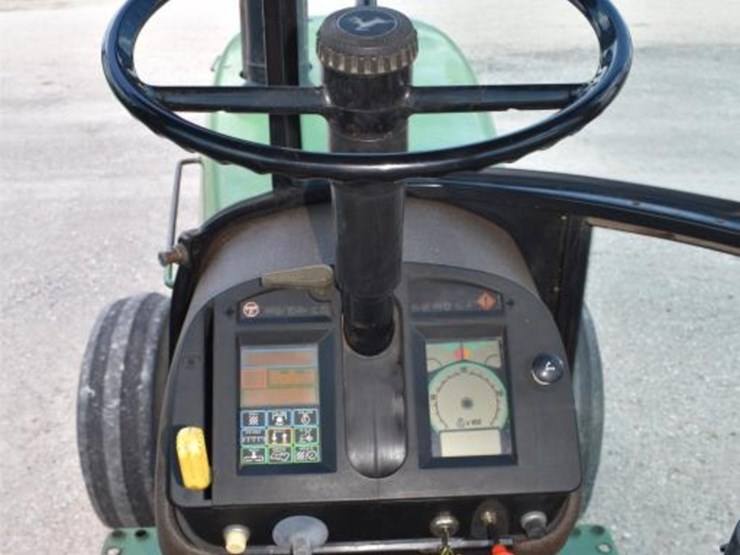 john-deere-4755-image-11