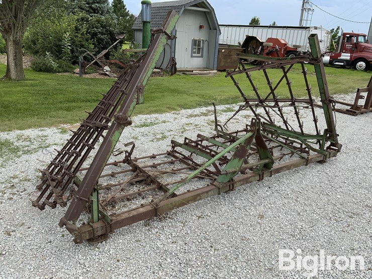 john-deere-25-image-3