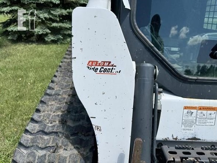 2019-bobcat-t770-image-14