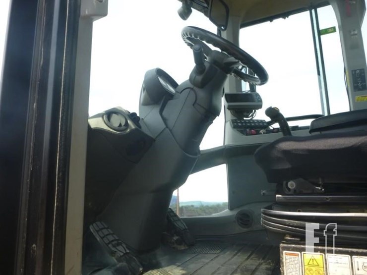 2012-caterpillar-930k-image-14