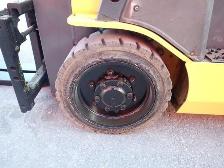 2017-caterpillar-2c3000-image-45