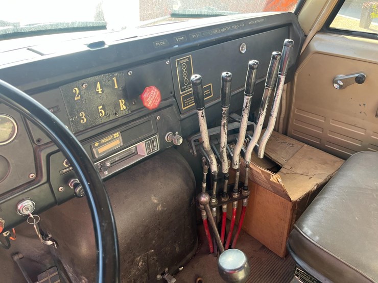 international-fleetstar-image-13
