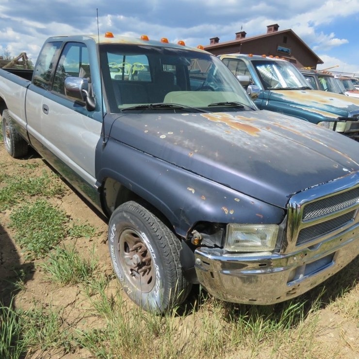1996 DODGE RAM 2500