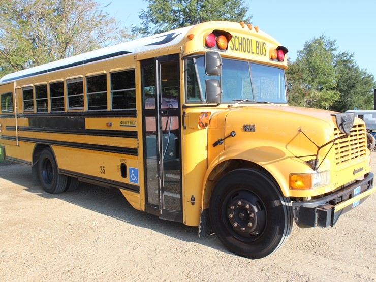 2000-international-3800-image-1