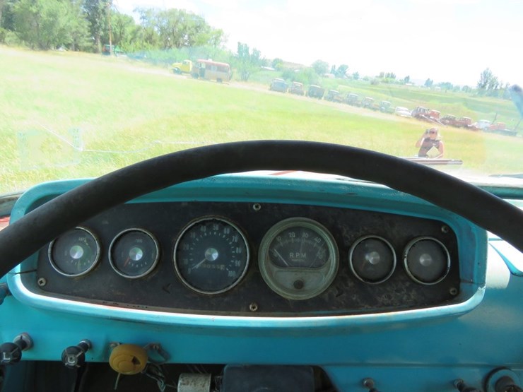 1966-dodge-d600-image-10