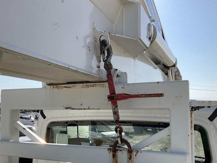 2015-freightliner-bucket-truck---terex-tm-100-boom---cummins-diesel---allison-transmission-image-16