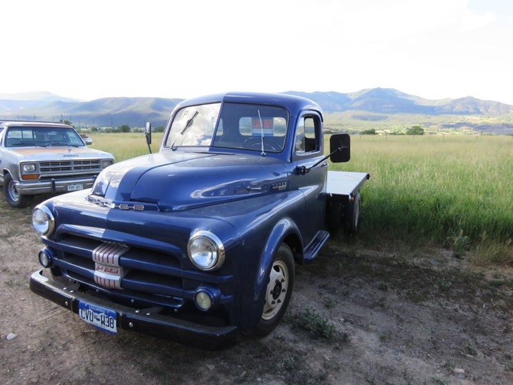 1952-dodge-b-3-d-126-flatbed-pickup-image-19