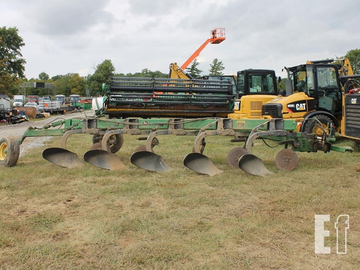 john-deere-2700-image-1