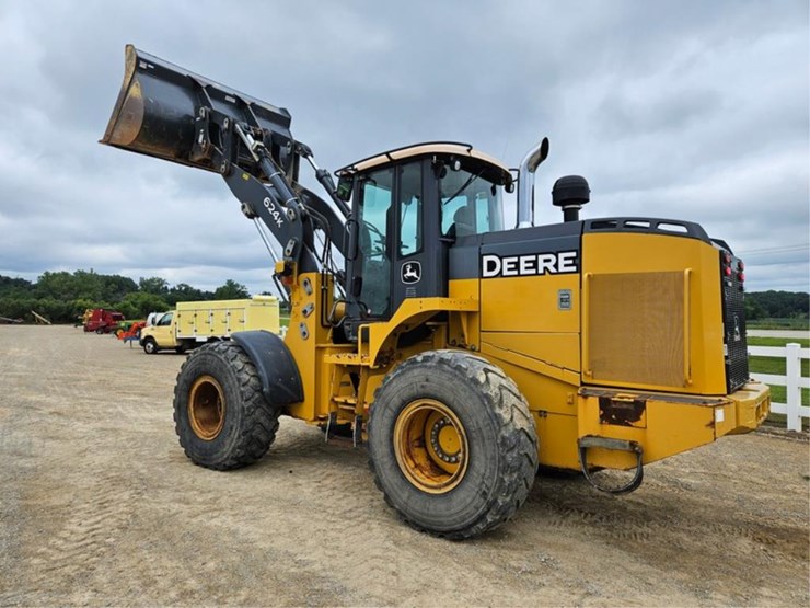 2012-deere-624k-image-10