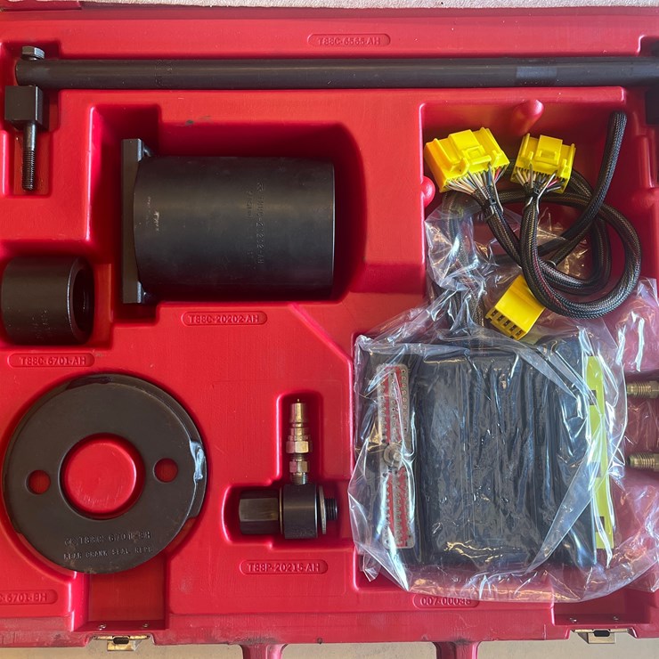 #2007 • ROTUNDA FORD ESSENTIAL SERVICE SET