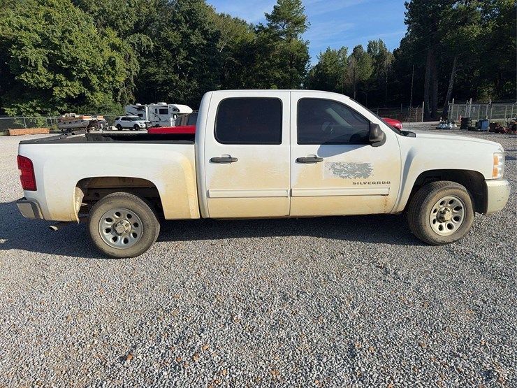 2012-chevrolet-silverado-1500-image-5