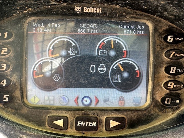 2015-bobcat-t750-image-42