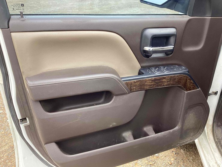2015-chevrolet-silverado-1500-image-49