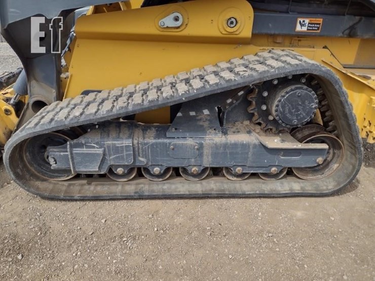 2023-deere-331g-image-19