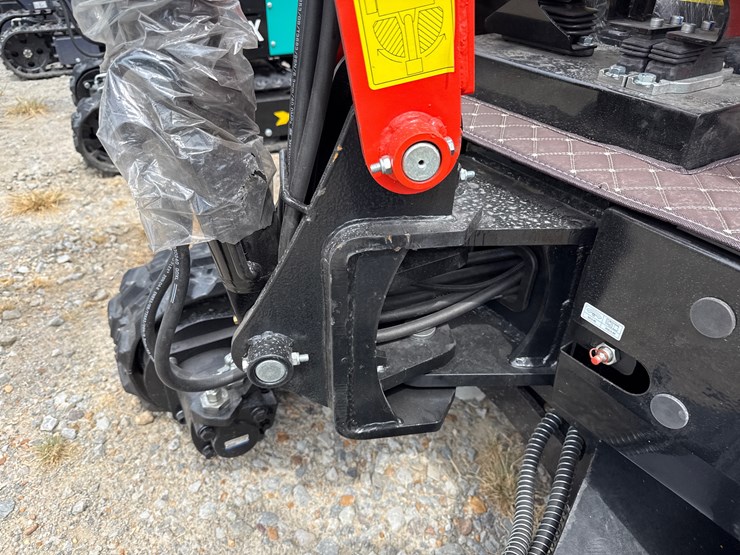 #220-•-#26494-•-unused-cfg-nt18k-mini-excavator-nt18k2025z0626029-image-5