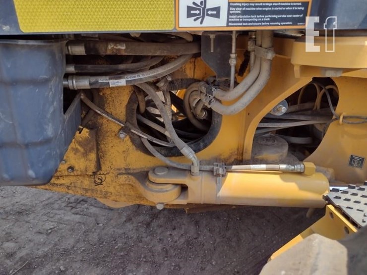 2020-deere-670gp-image-33