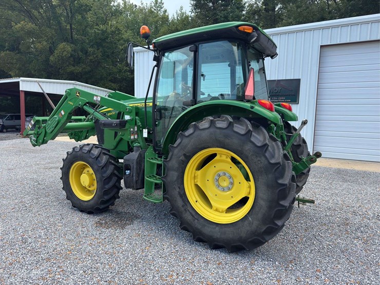 2020-john-deere-6120e-image-3