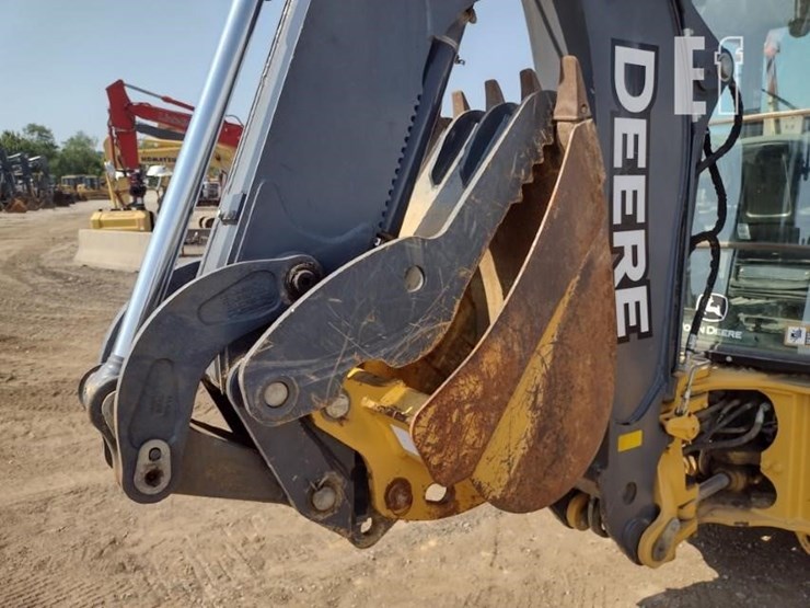 2017-deere-310sl-image-33