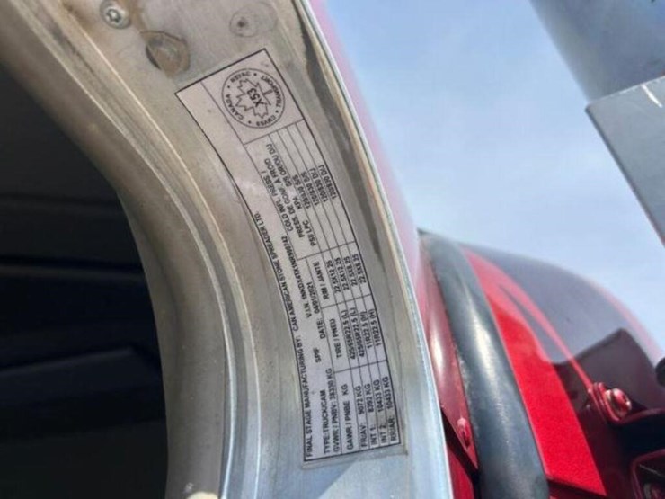 2022-kenworth-t800-image-9