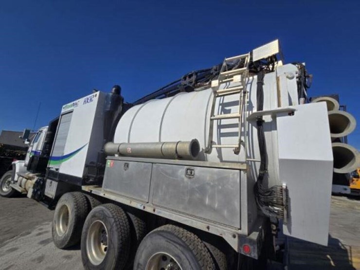 2014-western-star-4900sb-image-41
