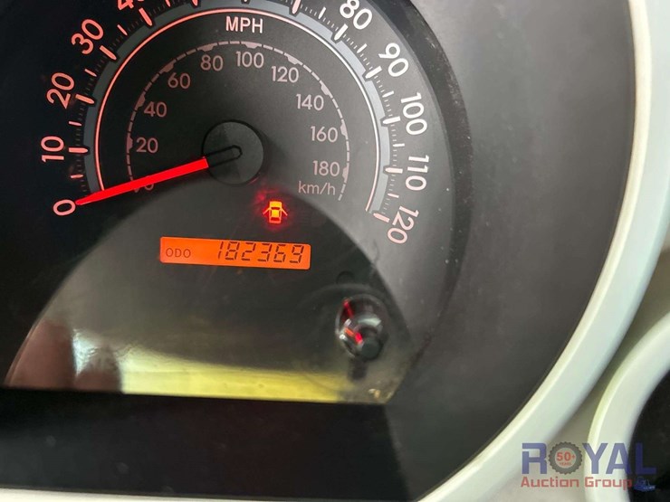2008-toyota-tundra-image-6