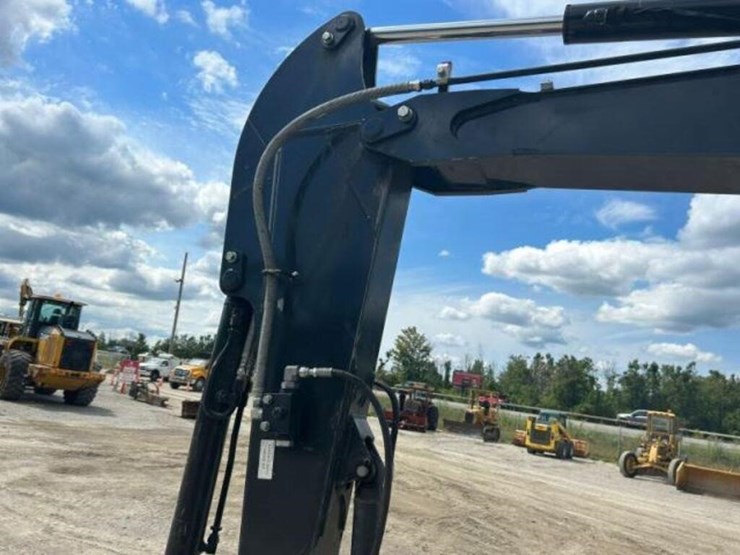 2023-deere-50g-image-30