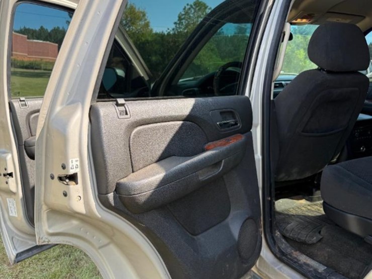 2007-chevrolet-tahoe-lt-image-9