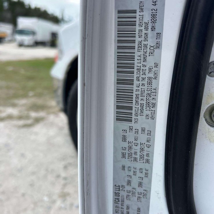 2020 RAM 1500 CLASSIC